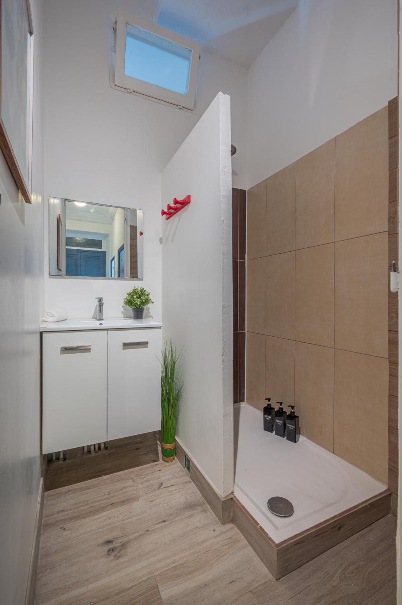 Guest House Chez Bastien Nisa Exterior foto